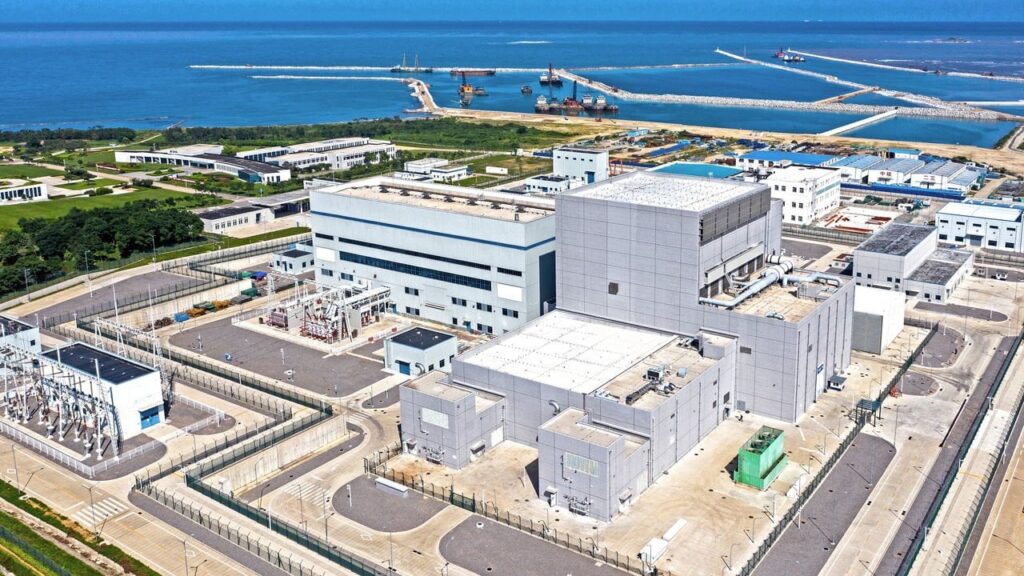 China is beating America in the nuclear-energy race