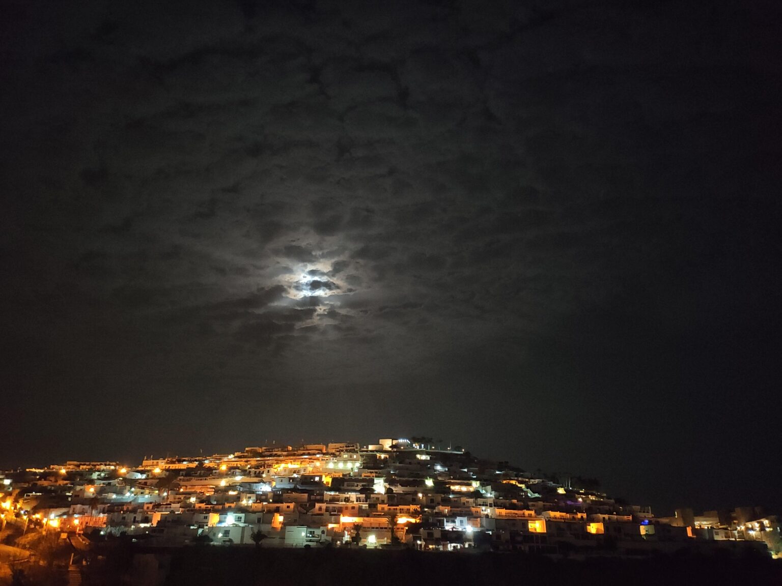 We had to end the month of August with a nice photo of Gran Canaria Island