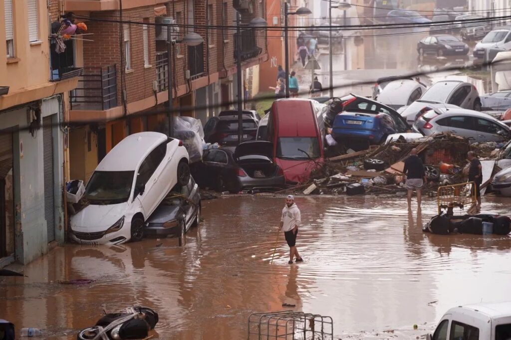 Spain mourns as death toll reaches 92 Spain mourns as death toll reaches 92