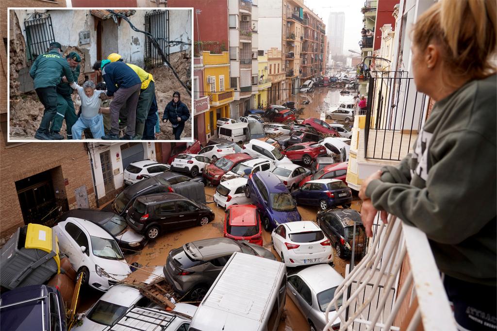 Spain deadly flash floods in Valencia kills at least 51 Spain deadly flash floods in Valencia kills at least 51
