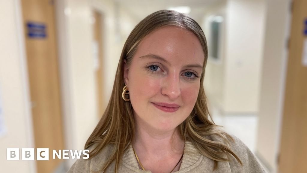 Period pain in teenagers subject of landmark Oxford study