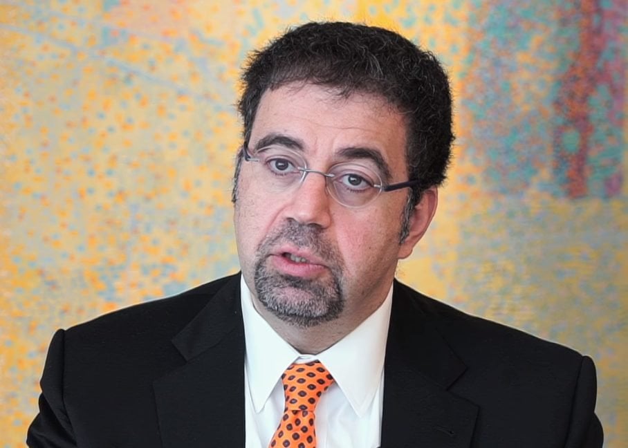 Exploring Daron Acemoglu's Institutional Theory: Integrating Machine Learning, Human Behavior & Quantum Computation in Financial Modeling