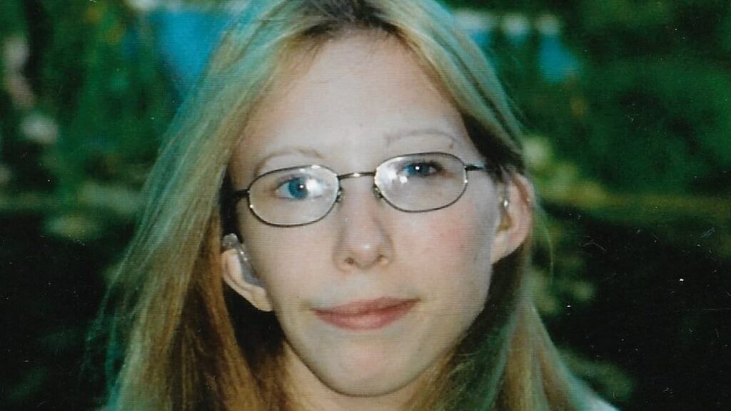 Vulnerable woman, 38, who was found mummified in her council flat four years after last being seen alive had stopped claiming benefits as it involved ‘invasive medical check-ups’, inquest hears Vulnerable woman, 38, who was found mummified in her council flat four years after last being seen alive had stopped claiming benefits as it involved 'invasive medical check-ups', inquest hears