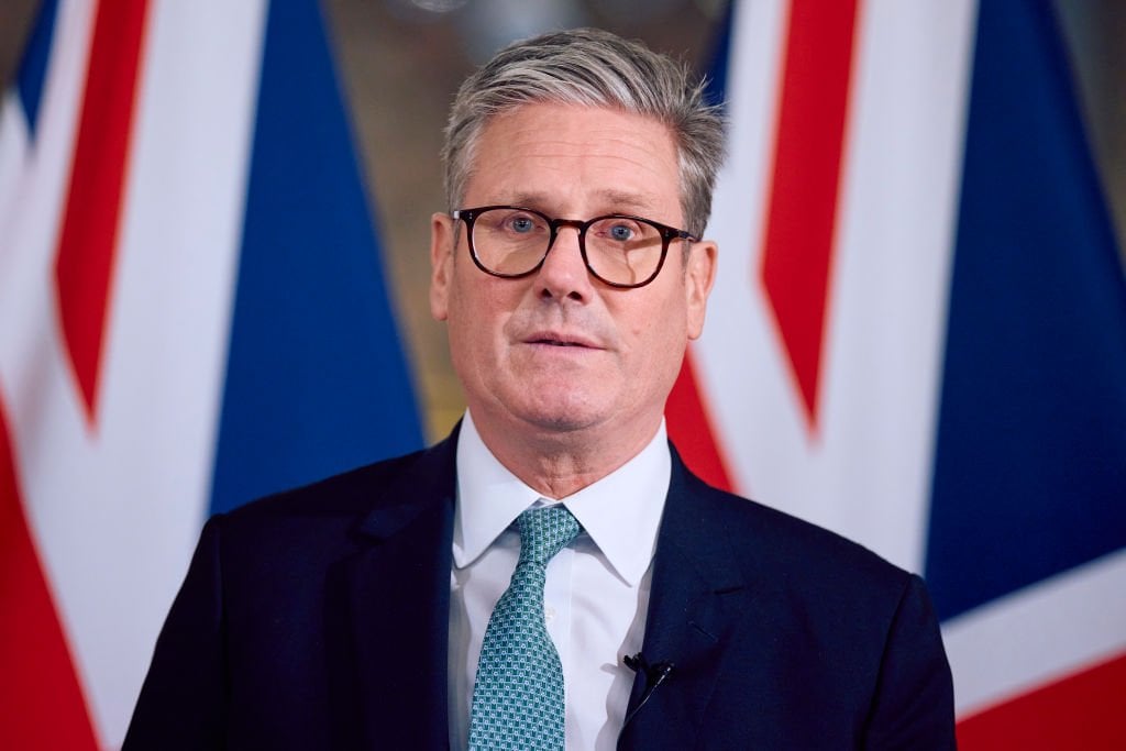 Labour's poll lead ends after 934 days