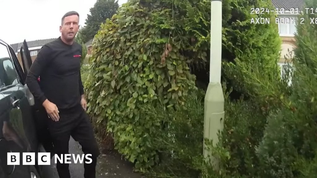 Disqualified motorist drives home from court (arrested, 8 weeks in prison, additional year ban)