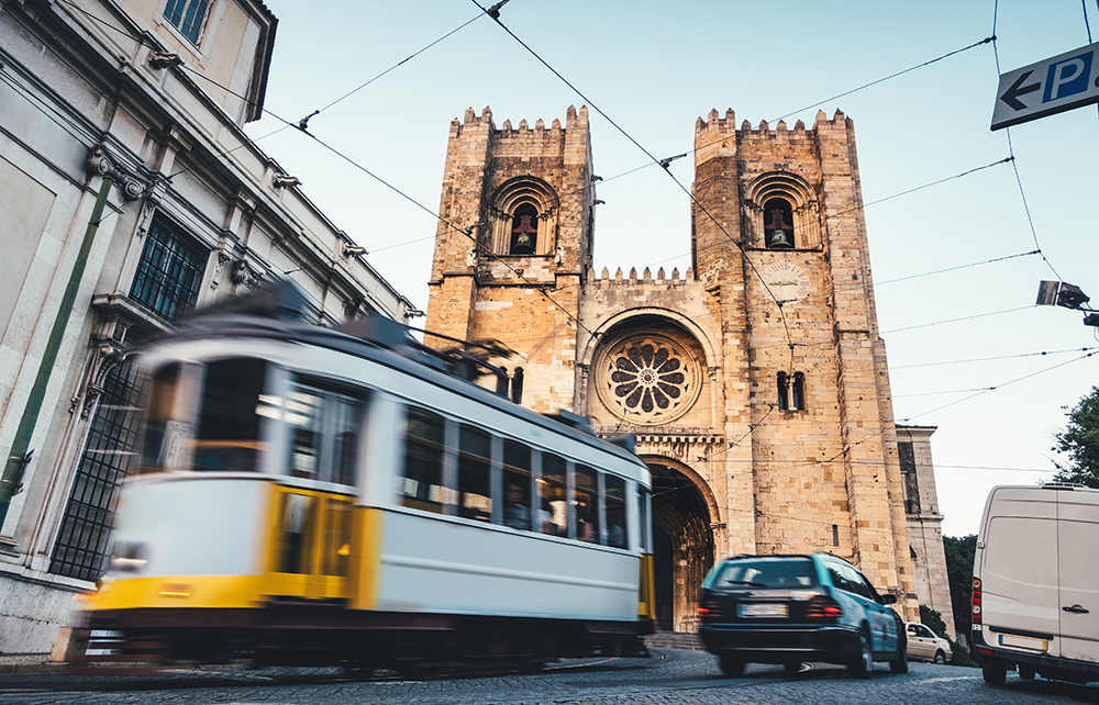 Why the young are fleeing to Portugal Why the young are fleeing to Portugal