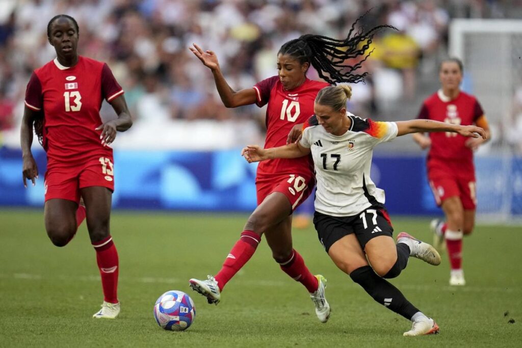 World champion Spain scores late goal to draw Canada 1-1 in women’s soccer friendly World champion Spain scores late goal to draw Canada 1-1 in women's soccer friendly