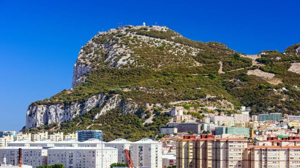 Spain warns of hard border with Gibraltar unless UK accepts 'generous' post-Brexit deal with Spanish forces on Rock