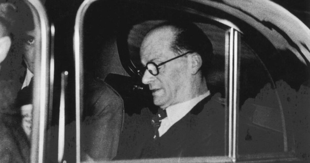 New evidence ‘proves’ innocent man was hanged for Rillington Place murders