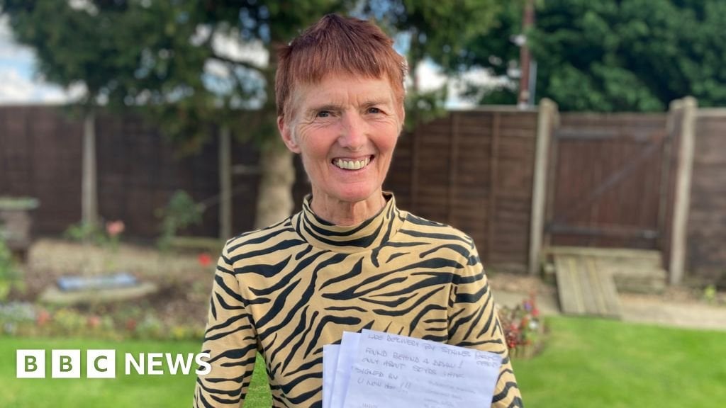 Woman gets reply to job application - 48 years on