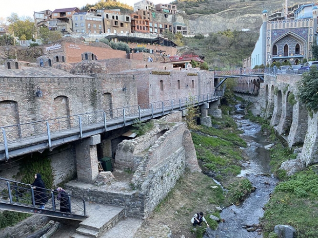 The sulfur baths