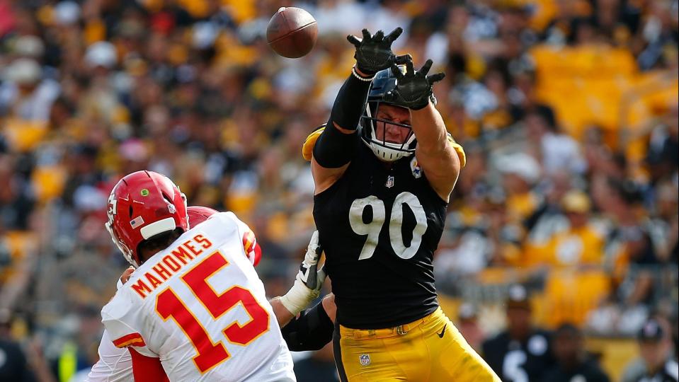 PITTSBURGH, PA - SEPTEMBER 16: T.J. Watt #90 of the Pittsburgh Steelers attempts to knock down a pass by Patrick Mahomes #15 of the Kansas City Chiefs in the second half during the game at Heinz Field on September 16, 2018 in Pittsburgh, Pennsylvania. (Photo by Justin K. Aller/Getty Images)