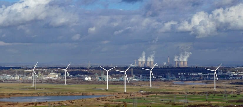Energy prices drop below zero in UK thanks to record wind-generated electricity