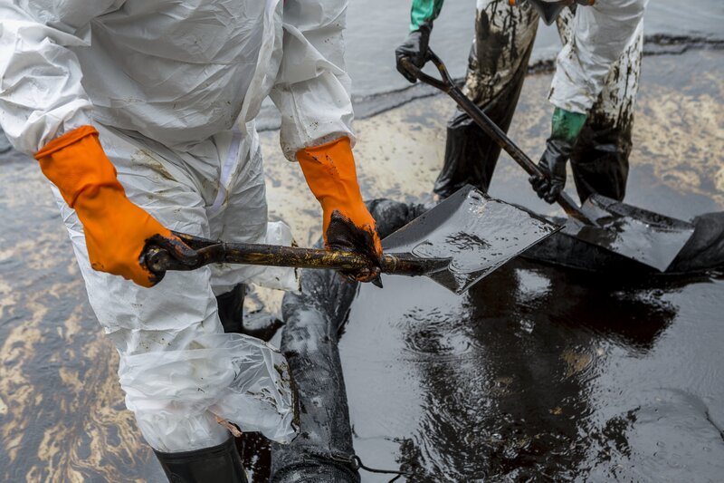 Spain Can’t Enforce €855M Oil Spill Award Against Insurers Spain Can't Enforce €855M Oil Spill Award Against Insurers