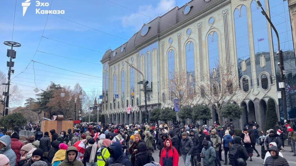 ''Presidential elections'' begin in Georgia's parliament, people gather for protests outside – photos, videos