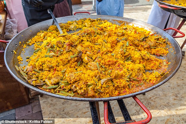 Paella 'in the evening' isn't 'something a Spanish person would order', reveals Alejandro