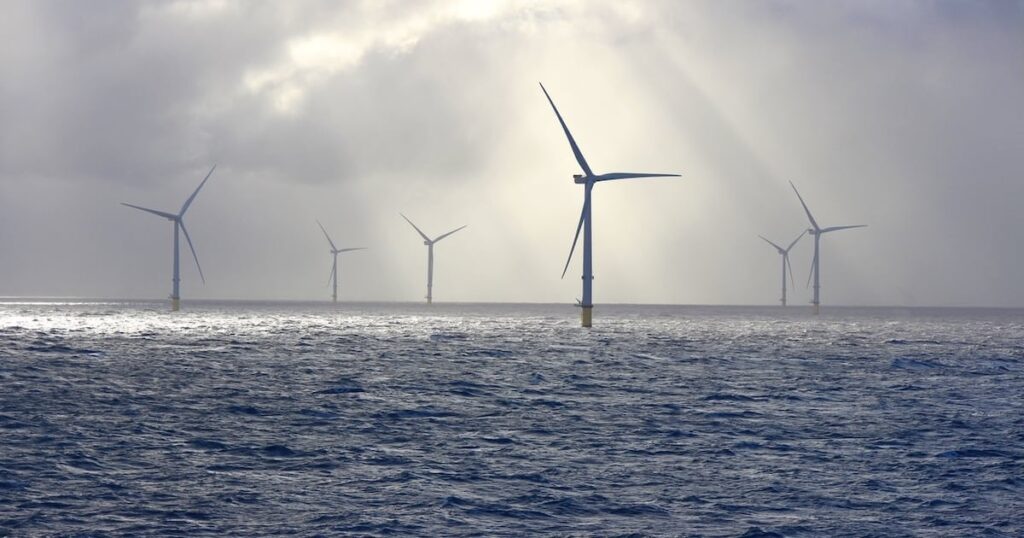 The German government wants to tap Ireland's Atlantic coast wind power to make hydrogen, it will then pipe to Germany to replace its need for LNG.