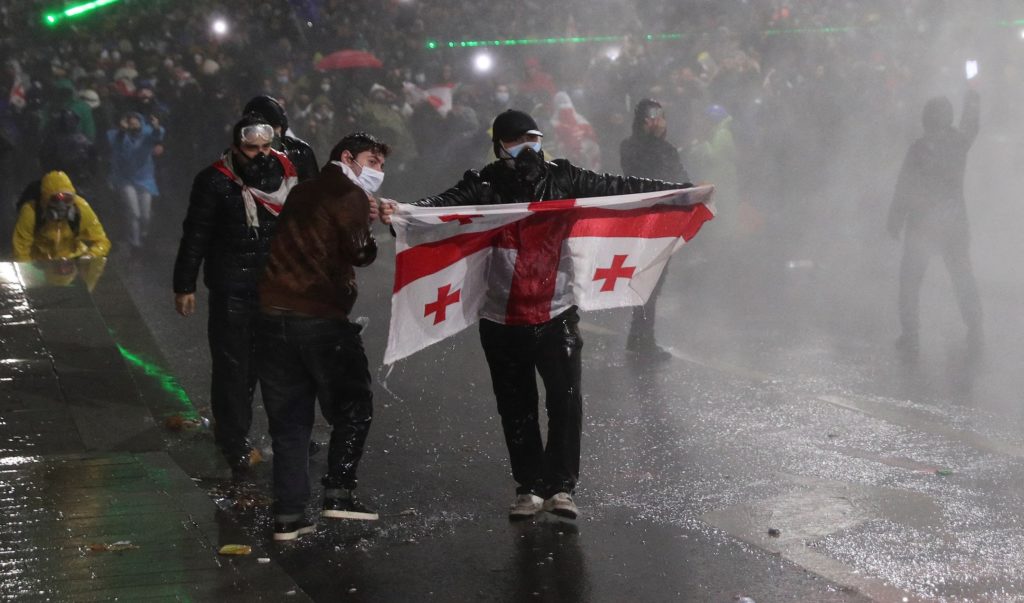 Thousands protest in Georgia after government suspends EU bid