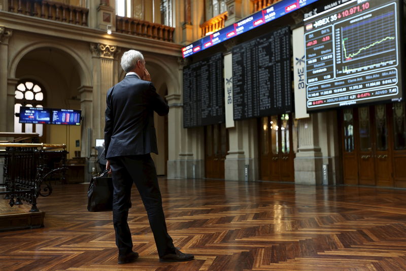 Spain stocks higher at close of trade; IBEX 35 up 0.33% By Investing.com © Reuters. Spain stocks higher at close of trade; IBEX 35 up 0.33%