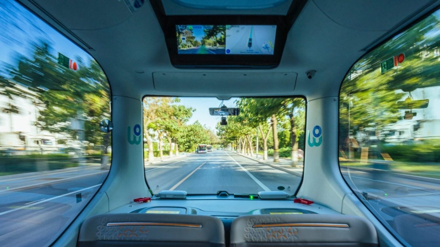 How Singapore became the ideal testing ground for self-driving cars - The tiny country has embraced autonomous vehicles as a way to overcome labor shortages and use its scarce land more efficiently.