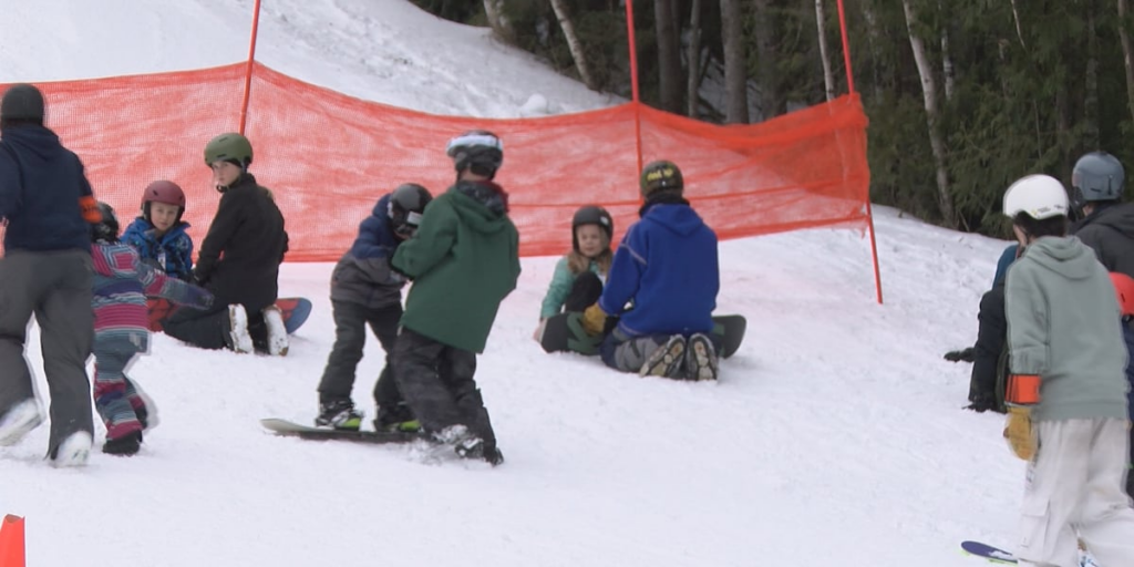 Chester Bowl provides lessons for winter sports accessibility Chester Bowl provides lessons for winter sports accessibility
