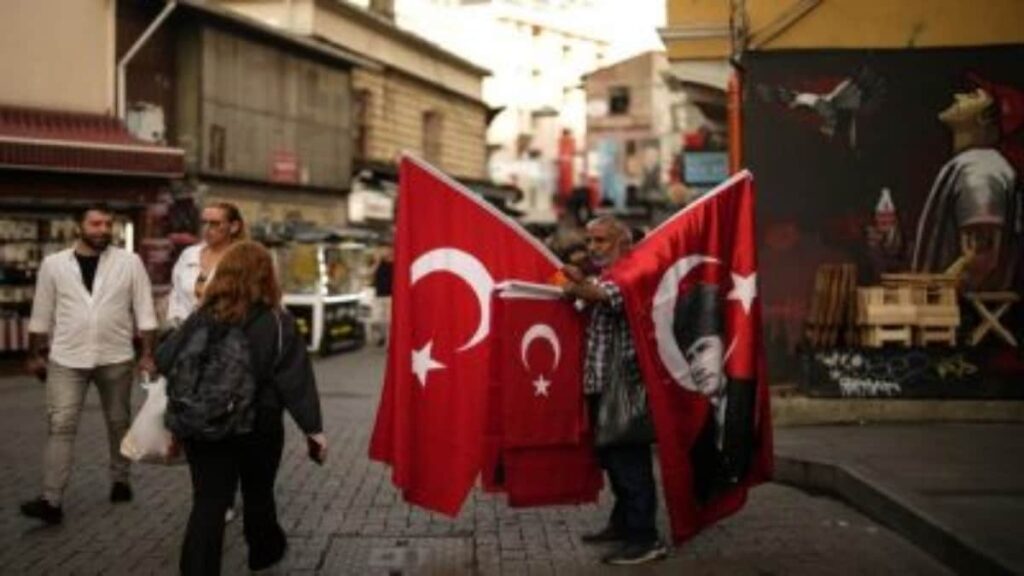 37 die after consuming spurious alcohol in Istanbul, 17 others in hospital – Firstpost 37 die after consuming spurious alcohol in Istanbul, 17 others in hospital – Firstpost