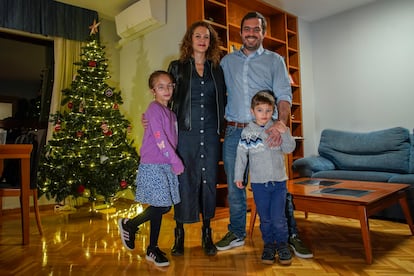Dariela Sosa with her husband Federico Ortega and their children Emiliana and Cristóbal.