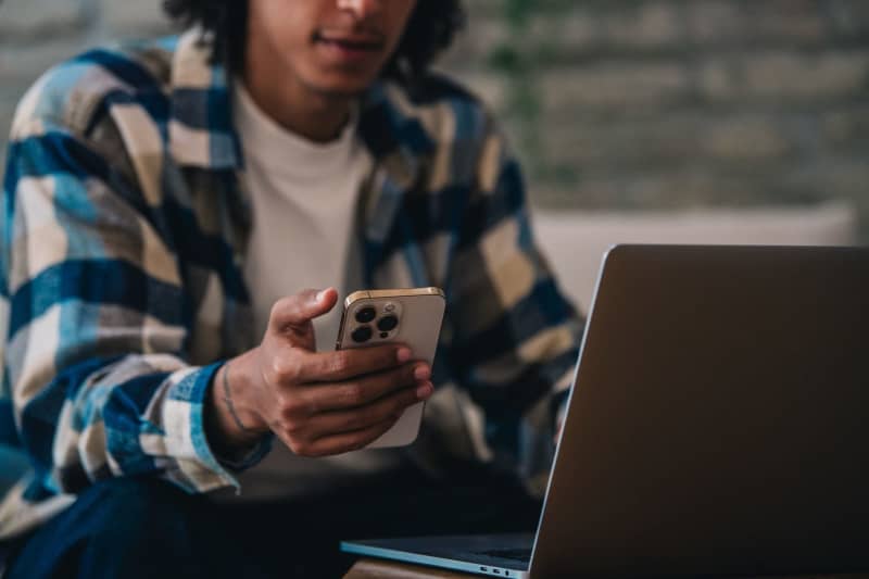 How smartphones powered the AI boom in 2024 dpa international