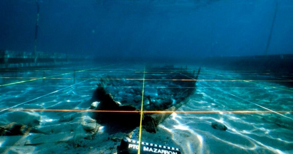 Ancient shipwreck dating back at least 2,600 years is raised from waters off Spain Ancient shipwreck dating back at least 2,600 years is raised from waters off Spain