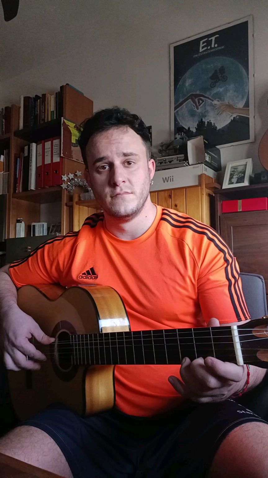 A little bit of Entre Dos Aguas (Paco de Lucía). Instagram @lamadriguera.rumba