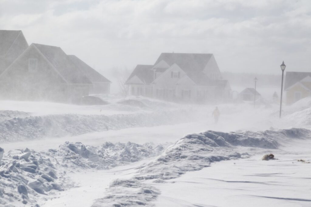 Snow squalls possible beginning near noon Thursday: Environment Canada