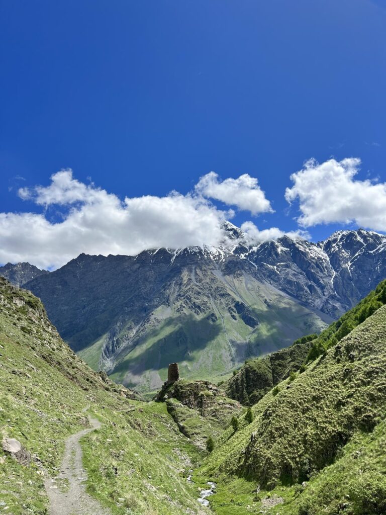 5 days traveling around Georgia solo by car.