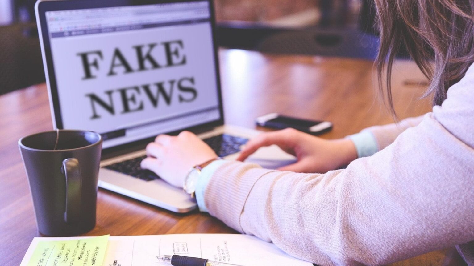 Spain plans to tighten law that will force ‘influencers’ to rectify things if they spread hoaxes or fake news Spain plans to tighten law that will force 'influencers' to rectify things if they spread hoaxes or fake news