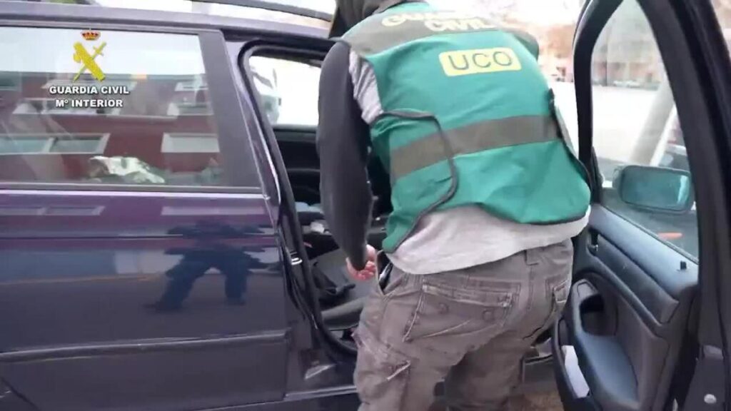 7 Arrested in Spain for Taking Over €500,000 in ATM Cash Using Stolen Trucks 7 Arrested in Spain for Taking Over €500,000 in ATM Cash Using Stolen Trucks