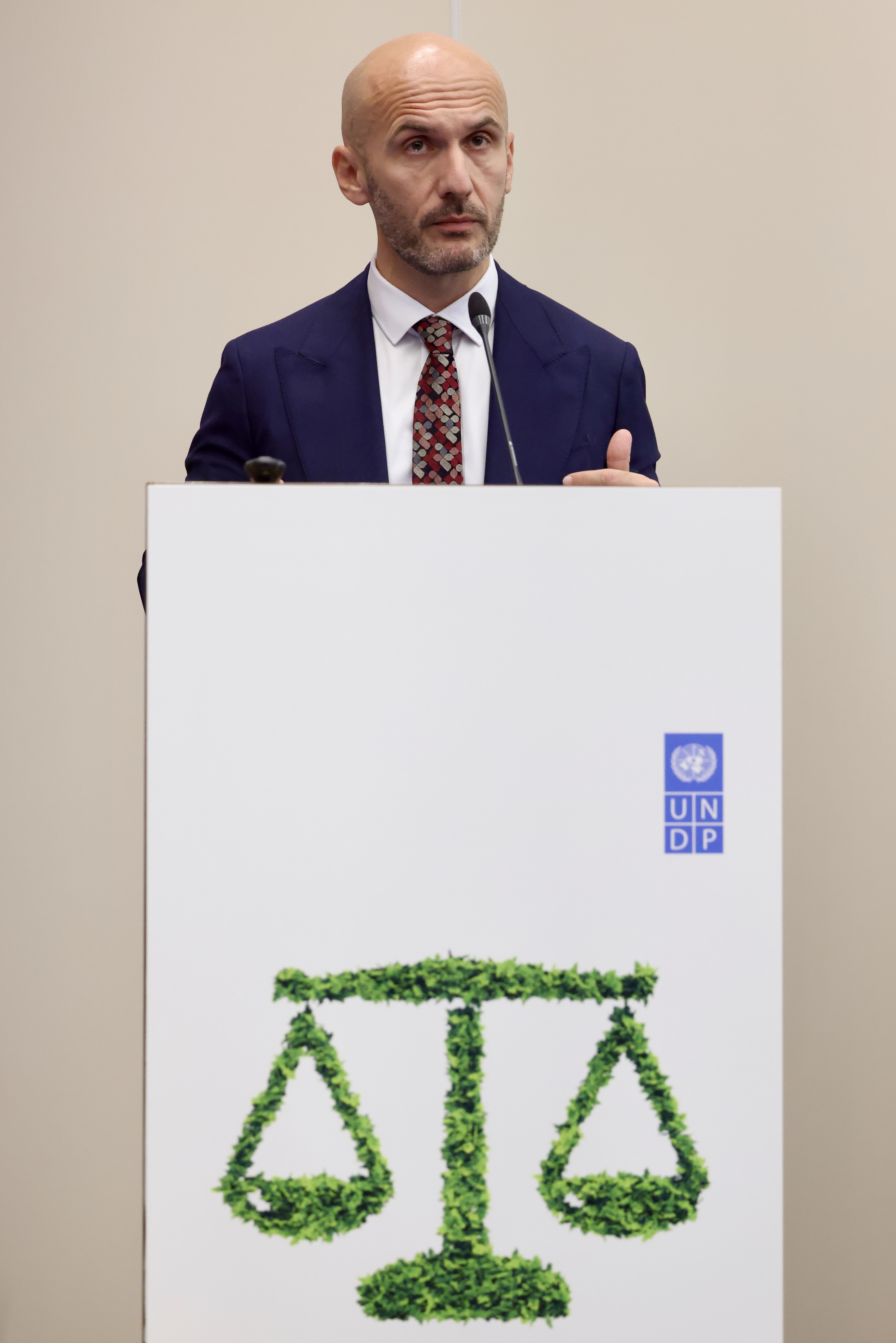 Victor Munteanu
