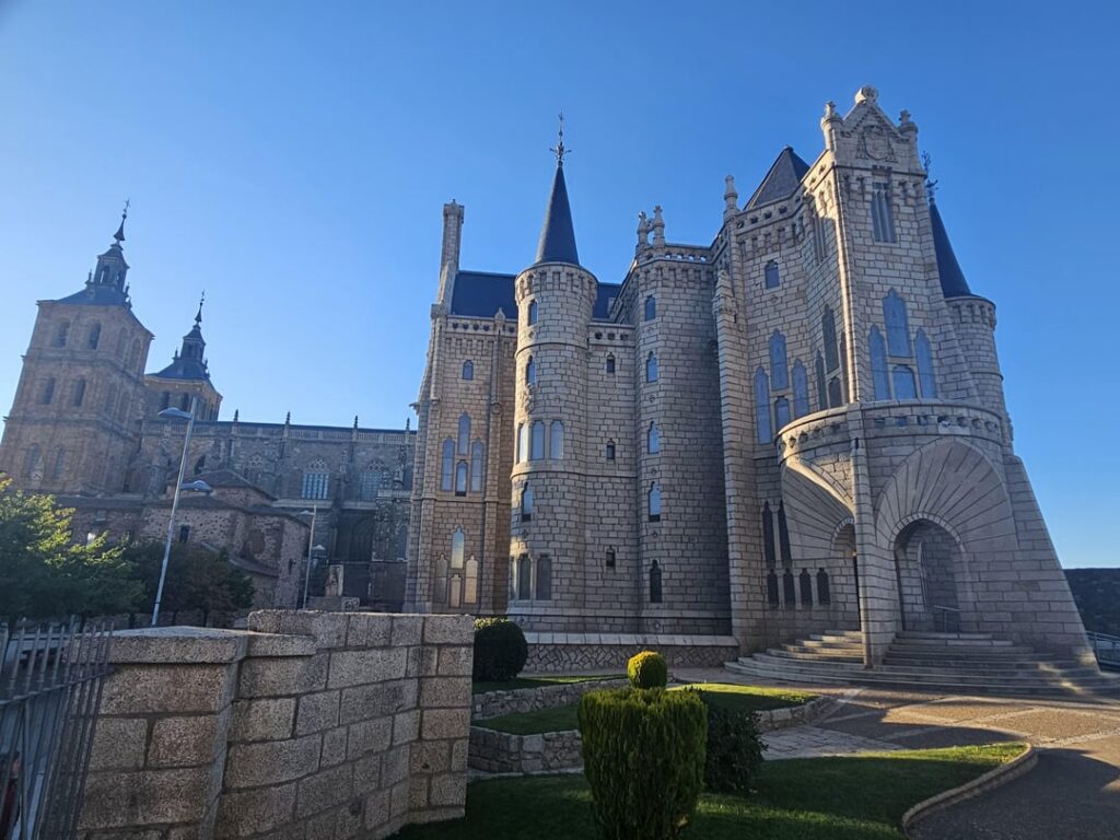 Episcopal Palace of Astorga (Antonio Gaudí) León.