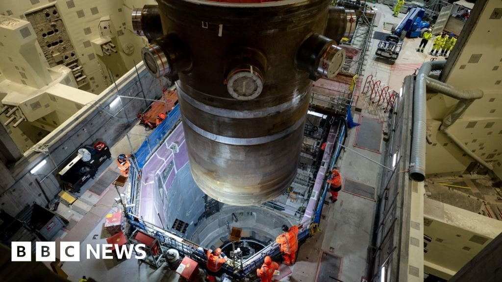 Reactor installed at UK's newest nuclear power station