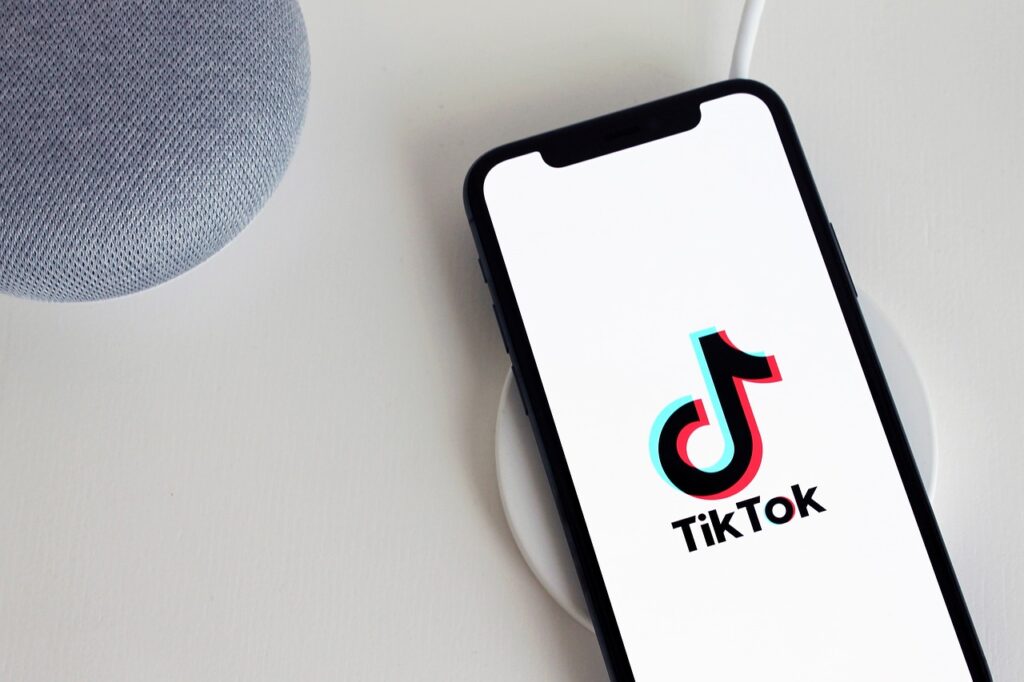 European Commission issues retention order against TikTok in the context of Romania elections - JURIST