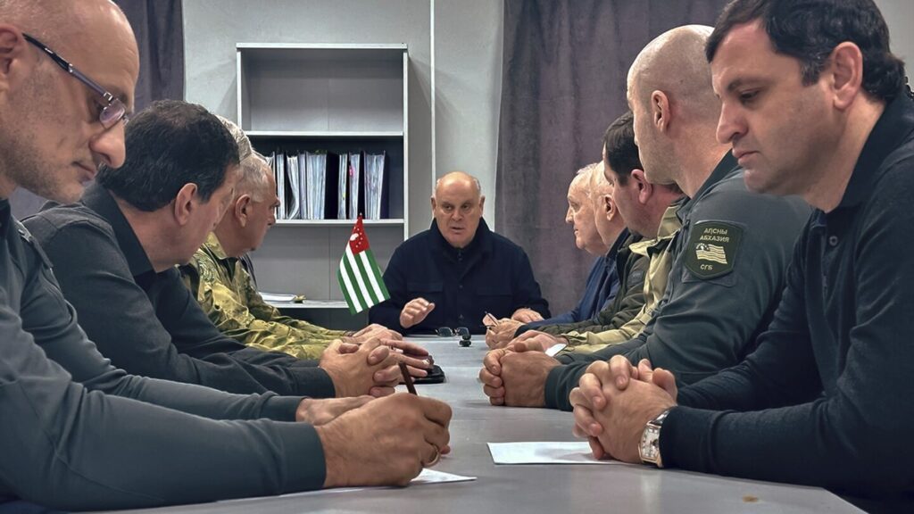 Leader of Georgia's separatist region of Abkhazia resigns, ending unrest