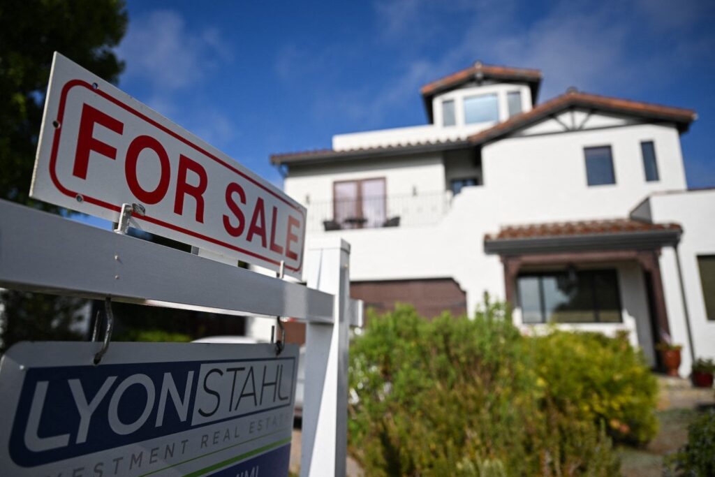 New Real Estate App Lets Users See Their Future Neighbors’ Political Affiliation Before Moving In | The new company gives potential homebuyers demographic information on their neighborhood.