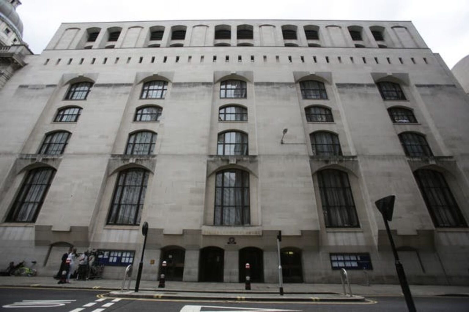 Luton man who sent nearly £16,500 in cryptocurrency to Islamic State group for 'martyrs' is jailed
