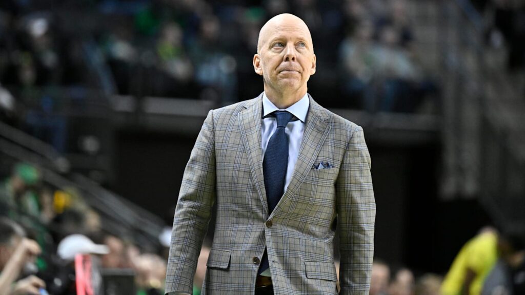 Bruins' Cronin Believed Road Environment Has Nothing to do With Loss