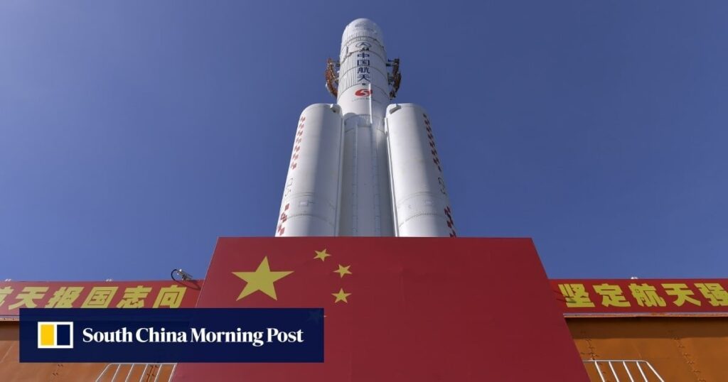 China plans on building enormous 1 kilometre wide solar array in space. The energy collected in one year would be equivalent to the total amount of oil that can be extracted from Earth China plans on building enormous 1 kilometre wide solar array in space. The energy collected in one year would be equivalent to the total amount of oil that can be extracted from Earth