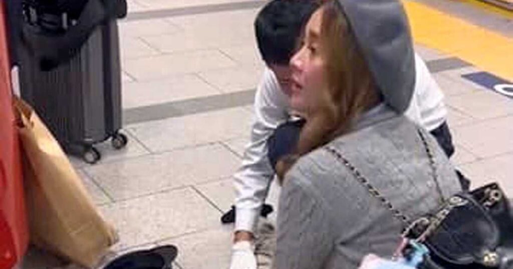 Thai Female Nurse on a Trip to Japan Rescues Elderly Man Who Collapsed at Asakusa Station