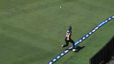 Photo: Video grab Watch: Matt Henry does a Suryakumar Yadav in New Zealand vs Sri Lanka ODI