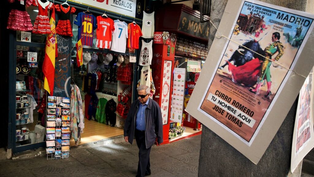 Spain’s economy remains robust with jobless total lowest for 16+ years Spain's economy remains robust with jobless total lowest for 16+ years
