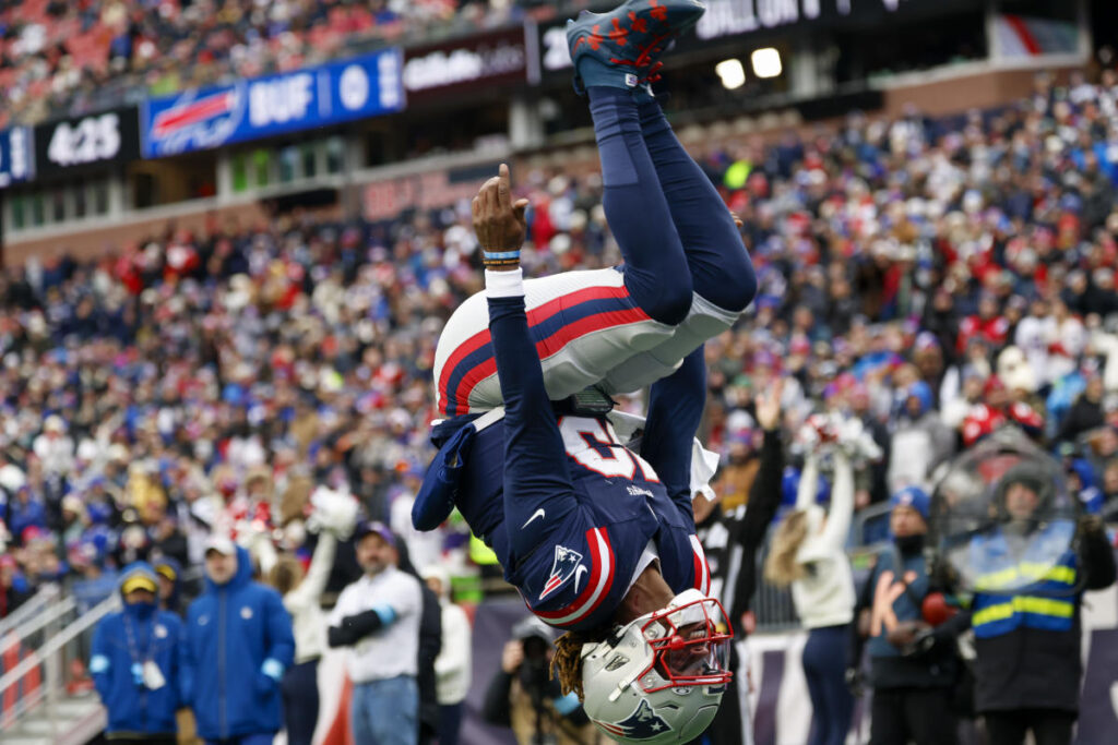 Joe Milton III, Patriots turn NFL Draft order upside down with victory over Bills Joe Milton III, Patriots turn NFL Draft order upside down with victory over Bills