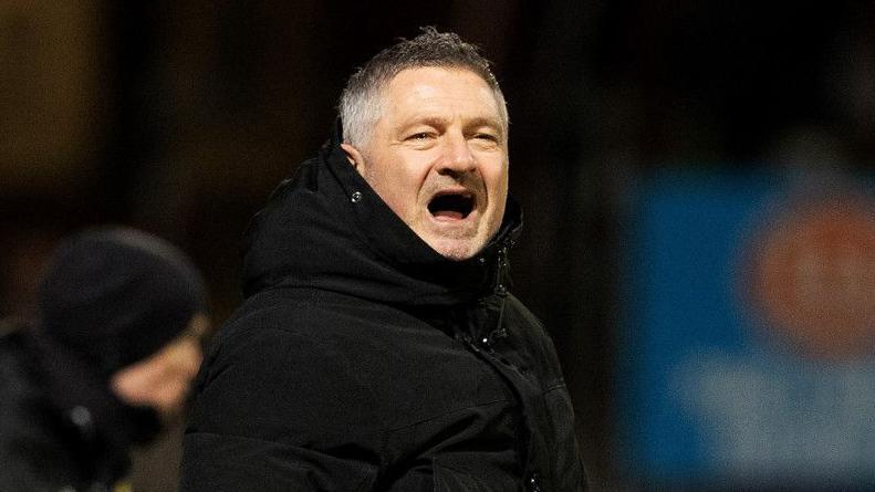 Dundee manager Tony Docherty
