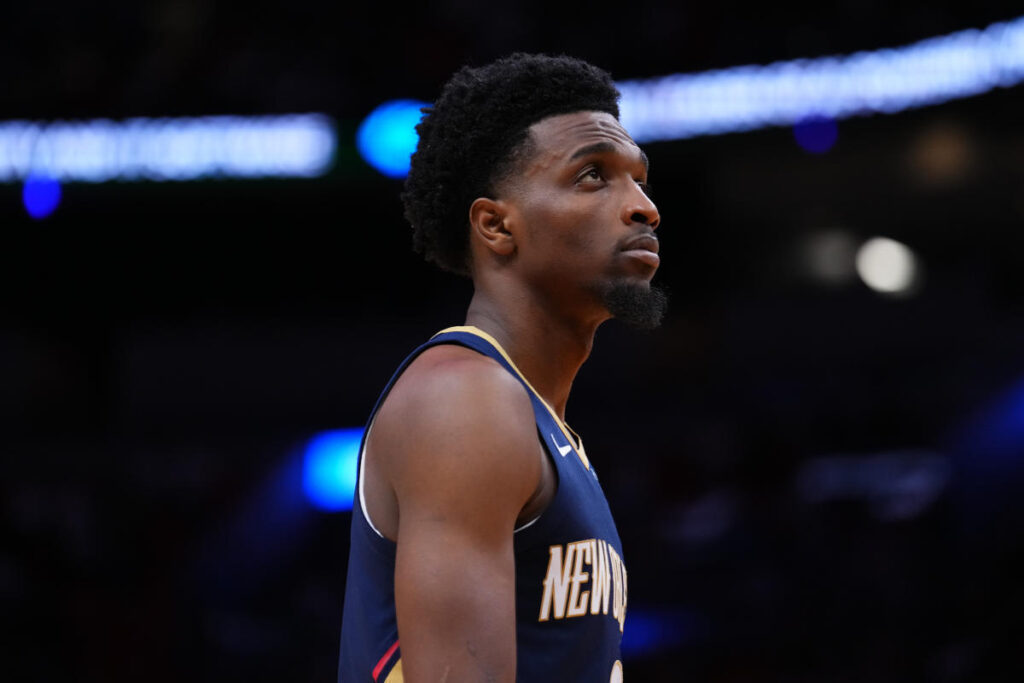 Pelicans' Herb Jones out indefinitely with torn labrum in his shoulder