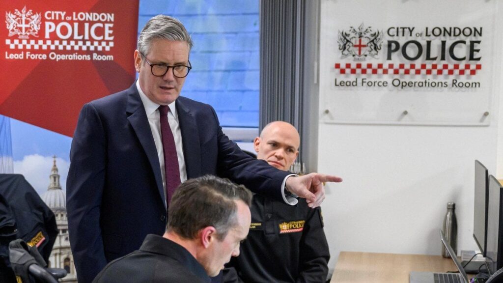 Starmer: record migrant deportations a better deterrent than Rwanda